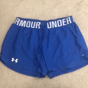 Under amour loose fit shorts